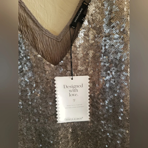 NWT - Stella & Dot - The Renegade Blouse - Size Medium - Picture 8 of 9